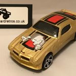 PONTIAC FIREBIRD 1970 BULLNOSE KEYRING 1/56 SCALE GOLD