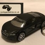 AUDI R8 10 SPOKE WHEEL VERSION KEYRING / KEYCHAIN 1/56 SCALE BLACK