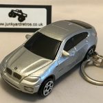 BMW X6 KEYRING / KEYCHAIN 1/56 SCALE SILVER