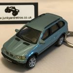 BMW X5 MK1 KEYRING / KEYCHAIN 1/72 SCALE AQUA GREEN