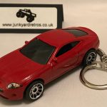 JAGUAR XK 2006 KEYRING / KEYCHAIN 1/56 SCALE RED