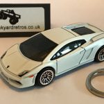 LAMBORGHINI GALLARDO LP570-4 KEYRING / KEYCHAIN 1/56 SCALE WHITE