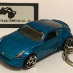 NISSAN 370Z COUPE KEYRING / KEYCHAIN 1/56 SCALE BLUE