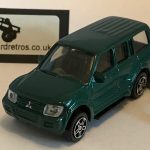 MITSUBISHI SHOGUN LWB KEYRING / KEYCHAIN 1/72 SCALE GREEN