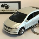 HONDA INSIGHT KEYRING / KEYCHAIN 1/56 SCALE WHITE