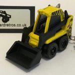 BOBCAT SKIDSTER MINI DIGGER KEYRING / KEYCHAIN 1/56 SCALE YELLOW