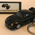 PORSCHE 911 GT 993 SERIES KEYRING / KEYCHAIN 1/72 SCALE BLACK