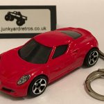 ALFA ROMEO 4C KEYRING / KEYCHAIN RED 1/56 SCALE