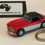 AUSTIN HEALEY KEYRING / KEYCHAIN 1/72 SCALE RED & CREAM