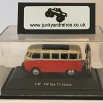 VW VOLKSWAGEN TRANSPORTER CAMPER KEYRING / KEYCHAIN 1/87 SCALE ORANGE & CREAM