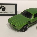 PONTIAC FIREBIRD FORMULA 1971 KEYRING 1/56 SCALE LIME GREEN & BLACK