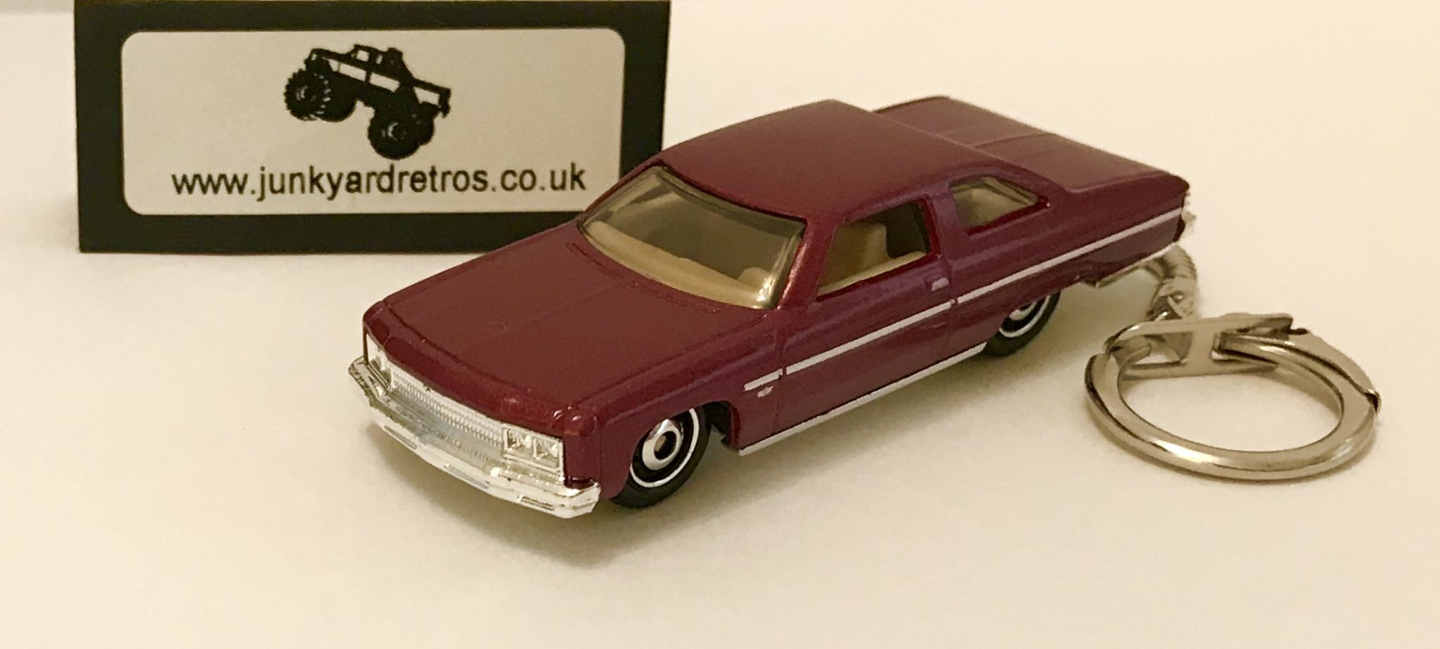 Chevrolet Caprice 1975 MB 1_56 RED_DUSKY PINK