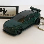 JAGUAR XE SV V8 HW KEYRING / KEYCHAIN 1/56 SCALE BRITISH RACING GREEN