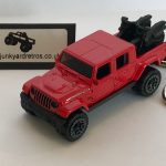 JEEP GLADIATOR 2020 KEYRING / KEYCHAIN 1/56 SCALE RED