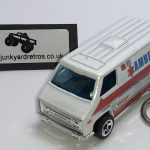 AMERICAN AMBULANCE KEYRING 1/56 SCALE WHITE