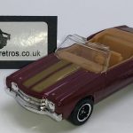 CHEVROLET CHEVELLE CONVERTIBLE 1971 KEYRING 1/56 SCALE BURGUNDY & GOLD