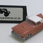 FORD THUNDERBIRD 1957 KEYRING 1/76 SCALE CORAL PINK