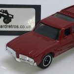 Oldsmobile vista cruiser 1971 Keyring Keychain 1/56 Scale RED