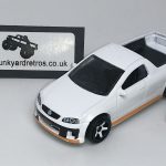 HOLDEN VE UTE SSV 2008 KEYRING / KEYCHAIN 1/56 SCALE WHITE