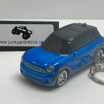 Mini Countryman 2011 KEYRING / KEYCHAIN 1/56 SCALE BLUE & BLACK