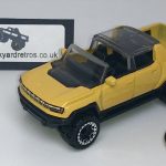 HUMMER GMC EV ELECTRIC VEHICLE PICK UP TRUCK KEYRING / KEYCHAIN 1/56 SCALE YELLOW
