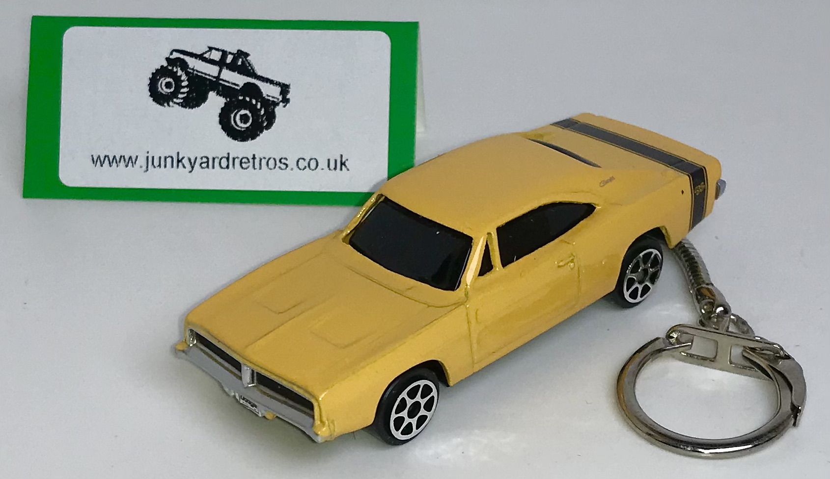 Dodge Charger 1969 YELLOW
