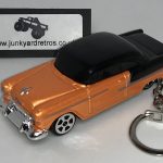 CHEVROLET BEL AIR 1955 KEYRING / KEYCHAIN 1/56 SCALE ORANGE & BLACK