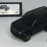LAND ROVER DEFENDER 90 2020 MB KEYRING / KEYCHAIN 1/56 SCALE MATT BLACK