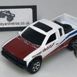 NISSAN DATSUN D21 CLASSIC PICK UP TRUCK 1995 KEYRING / KEYCHAIN 1/56 SCALE WHITE, RED & BLUE