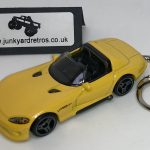 DODGE VIPER 1992 RT10 CABRIO KEYRING 1/56 SCALE YELLOW