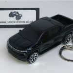 CHEVROLET SILVERADO EV RST PICK UP KEYRING 1/56 SCALE BLACK