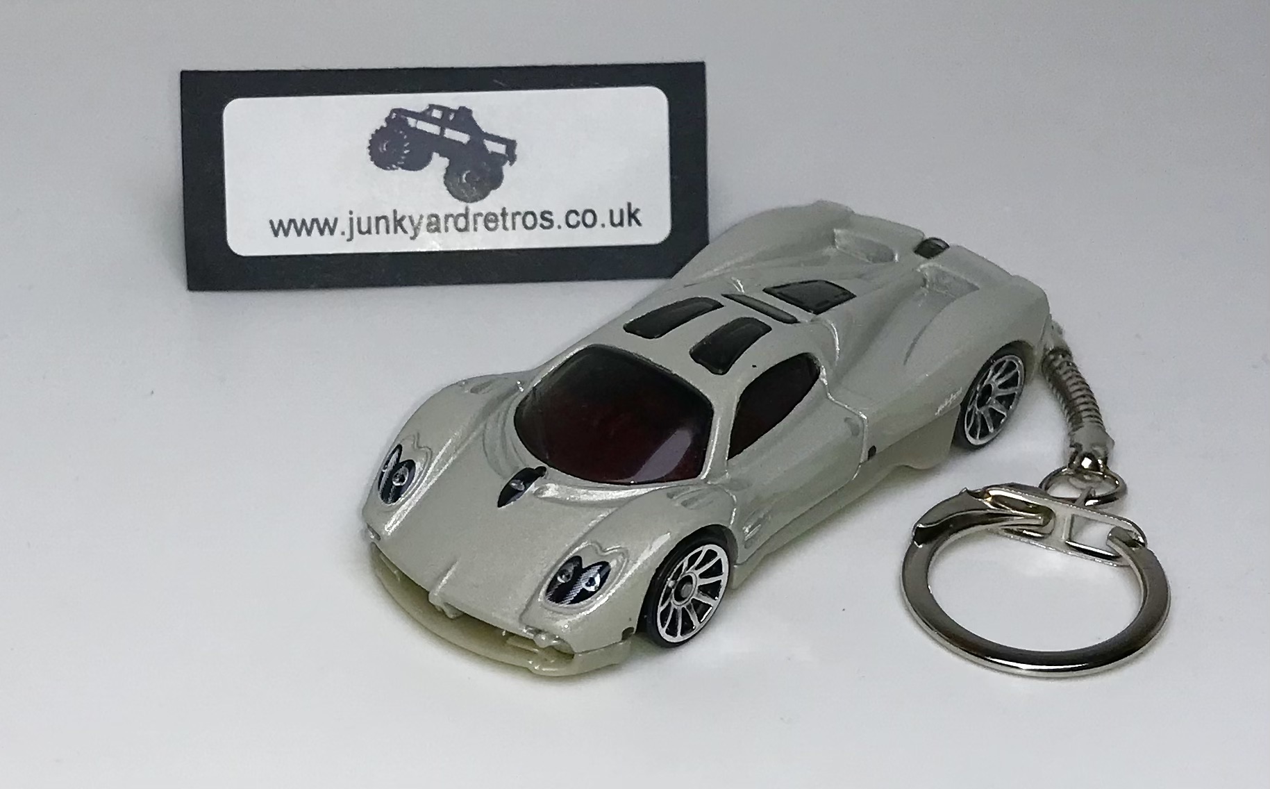 PAGANI UTOPIA PLATINUM