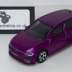 VW VOLKSWAGEN GOLF GTE 2021 KEYRING / KEYCHAIN 1/56 SCALE PURPLE
