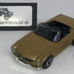 Mercedes Benz 230 SL 1963 KEYRING KEYCHAIN 1/56 GOLD