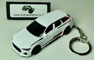 AUDI RS6 AVANT KEYRING KEYCHAIN 1/56 WHITE WITH STRIPES