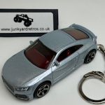 AUDI TT RS 2019 KEYRING KEYCHAIN 1/56 SILVER