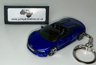 AUDI R8 SPYDER 2019 HW KEYRING / KEYCHAIN 1/56 SCALE BLUE