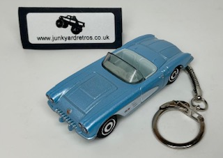 CHEVROLET CORVETTE 1958 KEYRING 1/56 SCALE BLUE & WHITE