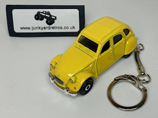 CITROEN 2CV 1970 KEYRING / KEYCHAIN 1/56 SCALE YELLOW