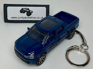 DODGE RAM REV PICK UP TRUCK 2025 KEYRING / KEYCHAIN 1/56 SCALE DARK BLUE