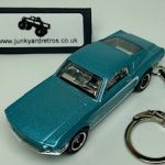FORD MUSTANG 1968 FASTBACK KEYRING / KEYCHAIN 1/56 SCALE ICE BLUE