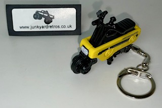 HONDA MOTOCOMPO KEYRING / KEYCHAIN 1/56 SCALE YELLOW