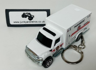 International Terrastar PARAMEDIC Ambulance Keyring Keychain 1/56 Scale WHITE