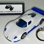 MASERATI MC12 2004 KEYRING / KEYCHAIN 1/56 SCALE WHITE