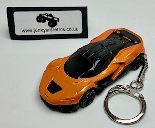 MCLAREN W1 KEYRING / KEYCHAIN 1/56 SCALE ORANGE