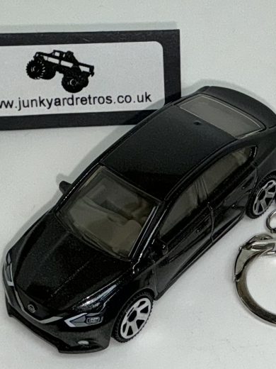 NISSAN SENTRA 2016 KEYRING / KEYCHAIN 1/56 SCALE BLACK