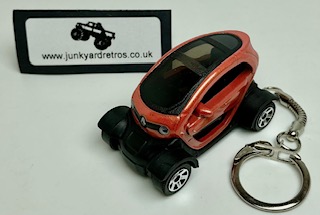 RENAULT TWIZY KEYRING / KEYCHAIN 1/56 SCALE ORANGE