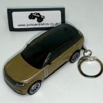 Range Rover PHEV 2024 KEYRING / KEYCHAIN 1/56 SCALE GOLD