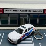 BMW M3 TOURING SAFETY CAR KEYRING / KEYCHAIN 1/56 SCALE WHITE