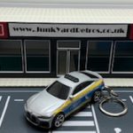 BMW i4 2023 POLIZEI KEYRING / KEYCHAIN 1/56 SCALE SILVER